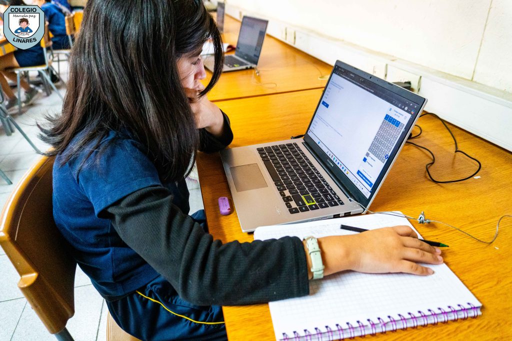 ๐๐ฎ๐๐ฌ๐ญ๐ซ๐จ๐ฌ ๐๐ฌ๐ญ๐ฎ๐๐ข๐๐ง๐ญ๐๐ฌ ๐ฌ๐ ๐ฉ๐ซ๐๐ฉ๐๐ซ๐๐ง ๐๐จ๐ง ๐๐ง๐ญ๐ฎ๐ฌ๐ข๐๐ฌ๐ฆ๐จ dsc02061